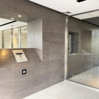 オートロック完備