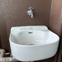 バルコニーの掃除にも便利なスロップシンク付き。