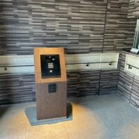 オートロック完備。