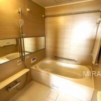 雨天時でも衣類乾燥可能な浴室換気乾燥機完備。