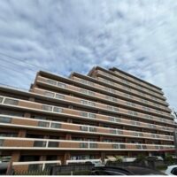 総戸数95戸の南向きマンション