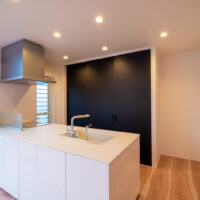 キッチンも大変状態が良く、クリーニングで十分です。