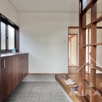 玄関内のシューズクローゼットは新しく交換済み 玄関内のシューズクローゼットは新しく交換済み