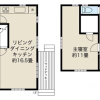 階段を中心に配した回遊性のある4LDKの間取り。