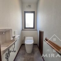 1階トイレ。 1階トイレ。