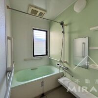 浴室は1318タイプ。一度リフォームされております。 浴室は1318タイプ。一度リフォームされております。